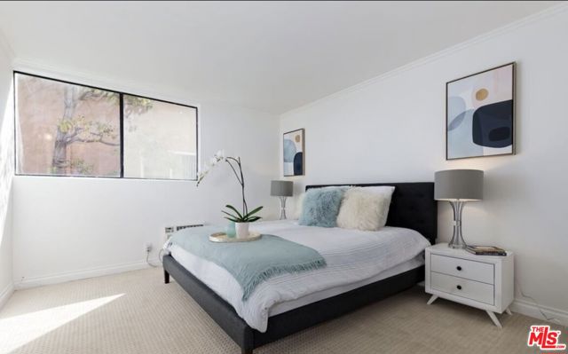Drew Fenton | 530 S Barrington Avenue Los Angeles CA | MLS: 7182607