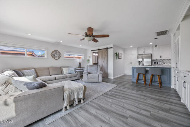 Detail Gallery Image 9 of 29 For 1457 S Burnaby Dr, Glendora,  CA 91740 - 3 Beds | 2 Baths