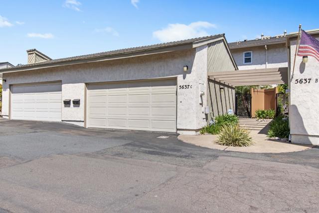5637 Lake Murray Blvd, La Mesa CA: https://media.crmls.org/mediaz/7187a0e1-210b-4094-af2d-acd5b67967d3.jpg