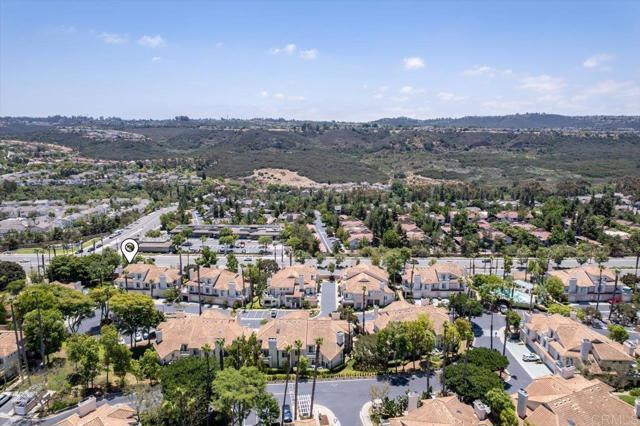 12676 Springbrook Drive, San Diego CA: https://media.crmls.org/mediaz/71886ed3-5ce8-4c3d-aadb-fbb9b49870f7.jpg
