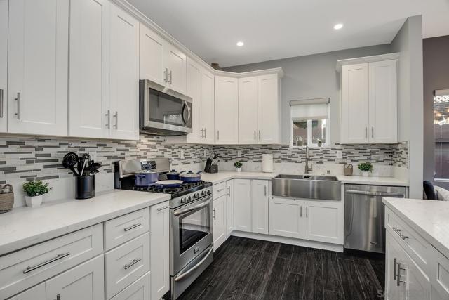 Image 3 of 11 For 5411 Lauretta St