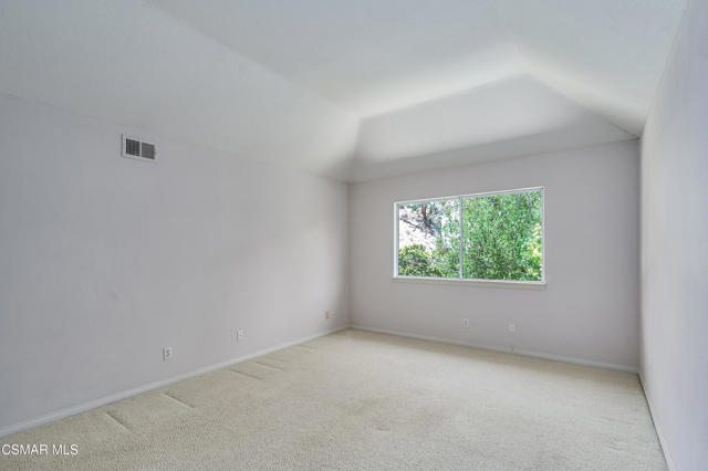 3041 Three Springs Drive, Westlake Village CA: https://media.crmls.org/mediaz/718a1549-12c8-47b2-bedc-46e6fd5dc424.jpg