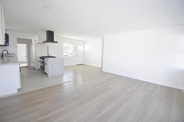 4646 COCONINO WAY, San Diego CA: https://media.crmls.org/mediaz/718a2bc4-0c44-4a14-ab0c-5e01d4dafbff.jpg