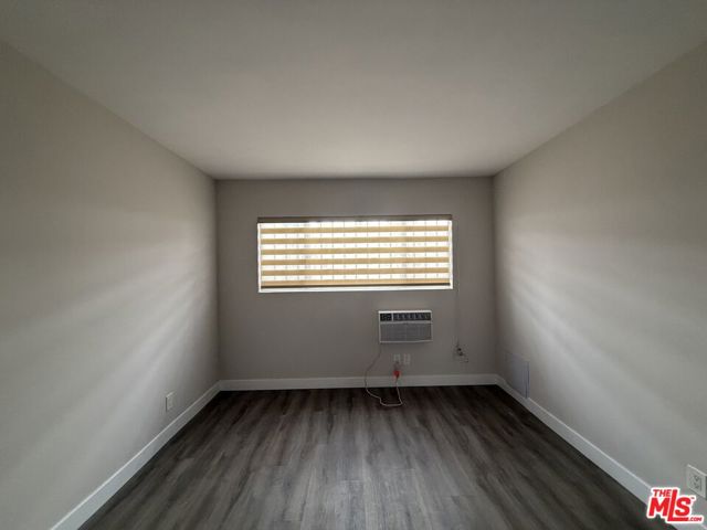 1625 Franklin Street, Santa Monica CA: https://media.crmls.org/mediaz/718ad441-7d91-4817-a34d-d677e1e36cb2.jpg