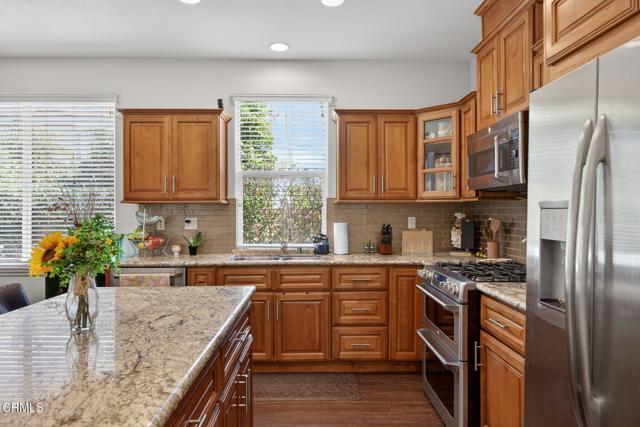 Detail Gallery Image 30 of 42 For 8514 Morningstar Ln, Canoga Park,  CA 91304 - 4 Beds | 4 Baths