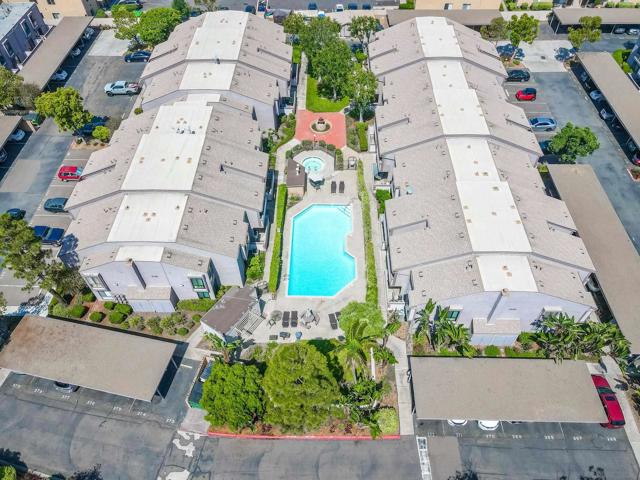9140 Gramercy Dr, San Diego CA: https://media.crmls.org/mediaz/718c291b-ad30-4cc4-9343-dfc2c1c41167.jpg
