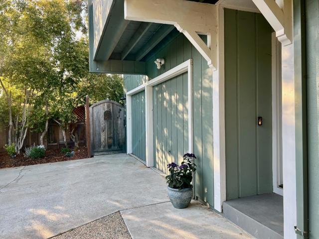 166164 Hyannis Court, Aptos CA: https://media.crmls.org/mediaz/718c5f73-22e5-48d6-8c65-0752b6580a79.jpg