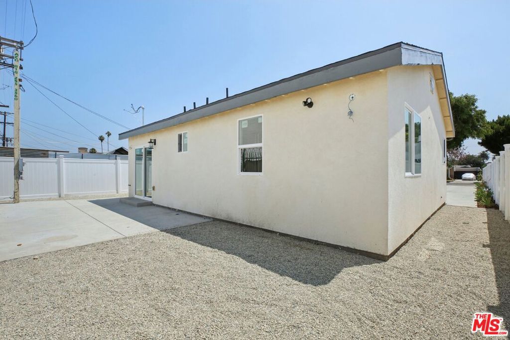 MLS #25567415 img 36