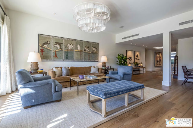 8 Surrey Court, Rancho Mirage CA: https://media.crmls.org/mediaz/718d747e-a239-4597-bf0d-61ff704824a3.jpg