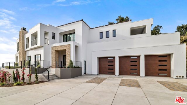 2082 Las Canoas Road, Santa Barbara CA: https://media.crmls.org/mediaz/718dd7a4-0213-42a0-9728-468cdeabeb13.jpg