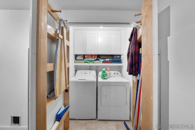 1830 N Alvarado St, Los Angeles CA: https://media.crmls.org/mediaz/718ddd1b-8c50-4d6e-a75f-db1849973c66.jpg