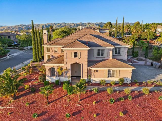 4715 Whitetail Lane, San Jose CA: https://media.crmls.org/mediaz/718de72b-7aaa-4440-b863-1109e61ddc92.jpg