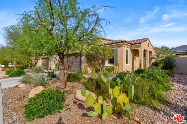 26 Syrah, Rancho Mirage CA: https://media.crmls.org/mediaz/71918c2e-d184-4360-b8a3-c0140a2b8396.jpg