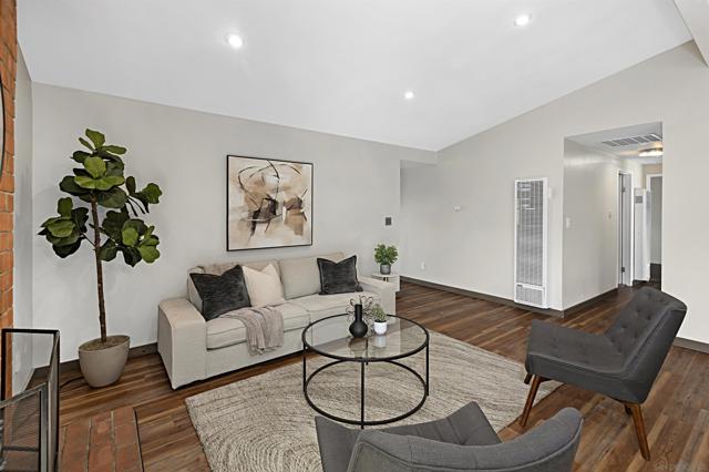 2534 Bartel St, San Diego CA: https://media.crmls.org/mediaz/7191ec23-0621-44d1-9b3a-ea04a1ba03f3.jpg