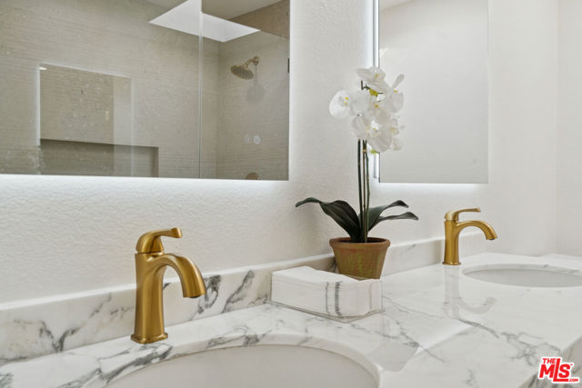 880 Hilldale Avenue, West Hollywood CA: https://media.crmls.org/mediaz/7191fbbe-300c-4100-ab9d-49f369c01fe4.jpg