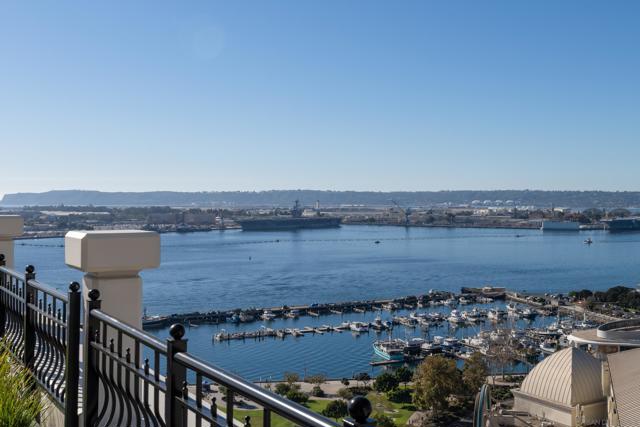 700 W Harbor Dr, San Diego CA: https://media.crmls.org/mediaz/719208d8-6ecf-4723-9f82-76b2369d1e5d.jpg