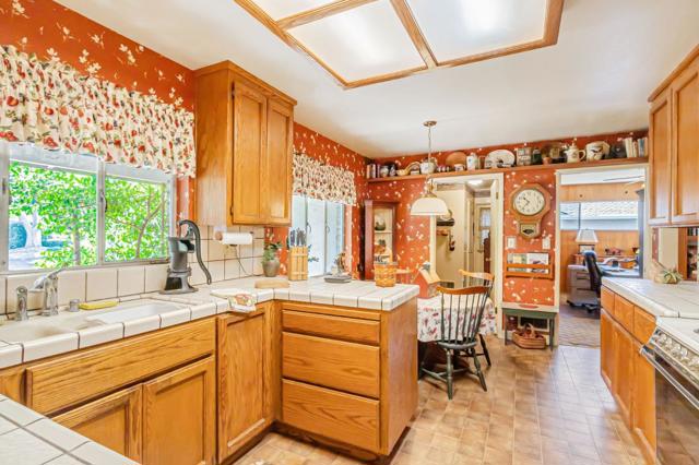 2905 Cambridge Drive, San Jose CA: https://media.crmls.org/mediaz/7192b124-d91e-425e-9e17-798de6376797.jpg