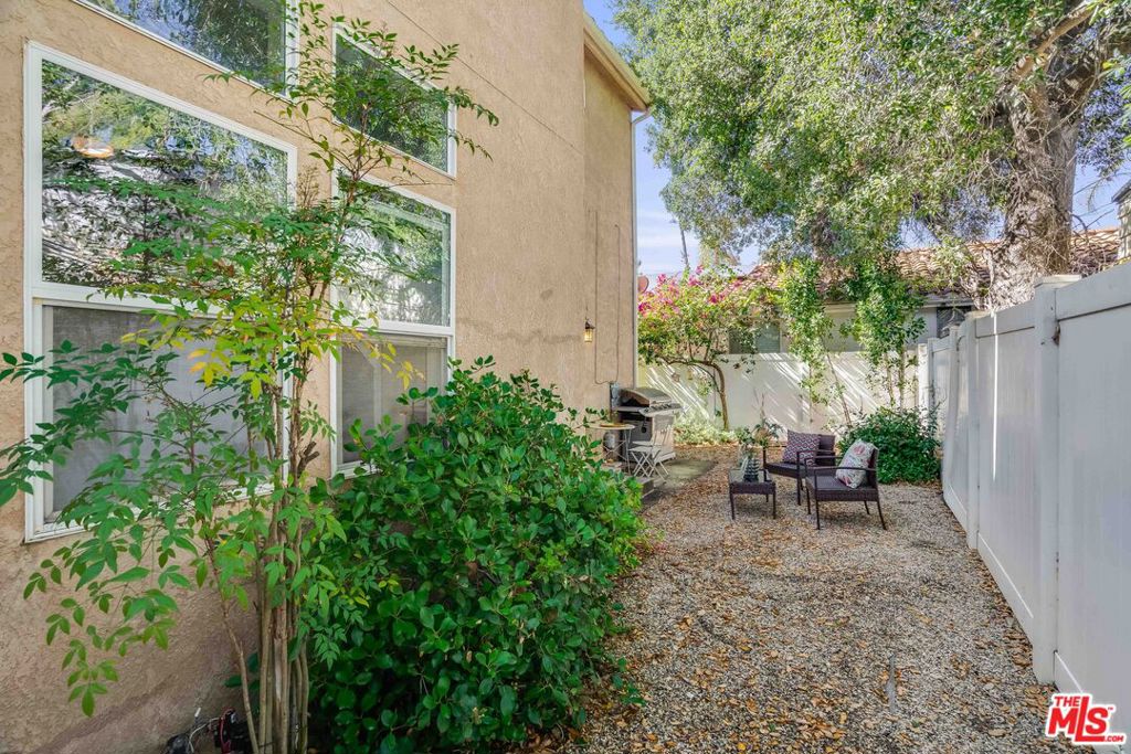 7193626B Bf6A 4422 8Caa 378C2Da572F1 121 Navajo Lane, Topanga, Ca 90290 &Lt;Span Style='BackgroundColor:transparent;Padding:0Px;'&Gt; &Lt;Small&Gt; &Lt;I&Gt; &Lt;/I&Gt; &Lt;/Small&Gt;&Lt;/Span&Gt;
