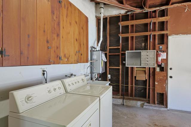 Detail Gallery Image 58 of 68 For 6045 Broadmoor Dr, La Mesa,  CA 91942 - 3 Beds | 1/1 Baths