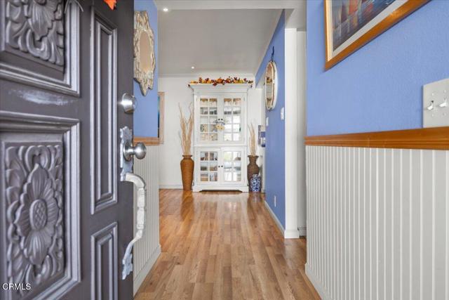 Detail Gallery Image 4 of 44 For 49 Mission Plaza Dr, Ventura,  CA 93001 - 2 Beds | 2 Baths