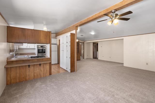 9255 N Magnolia Avenue, Santee CA: https://media.crmls.org/mediaz/71946966-b41c-4010-b320-8f2c660a4822.jpg