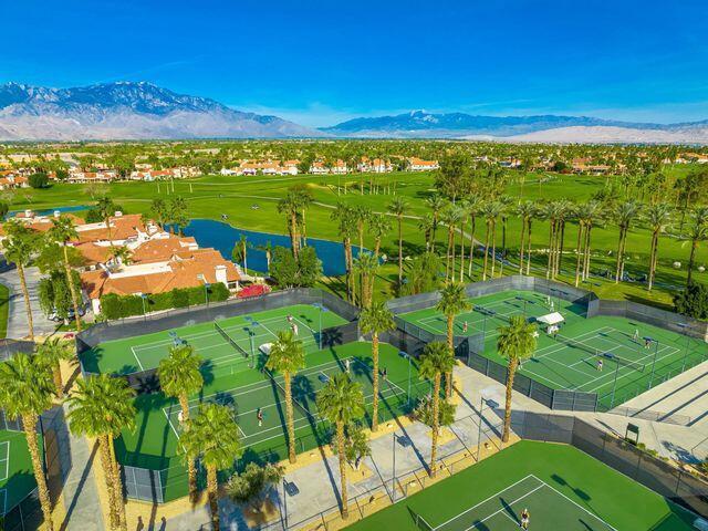 359 Desert Falls Drive E, Palm Desert, CA 92211