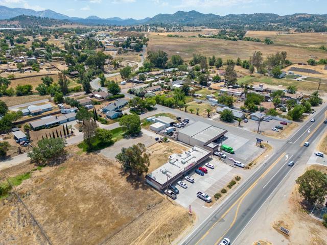 2548 Main Street, Ramona CA: https://media.crmls.org/mediaz/71961568-ef48-4412-97ce-661214b57896.jpg