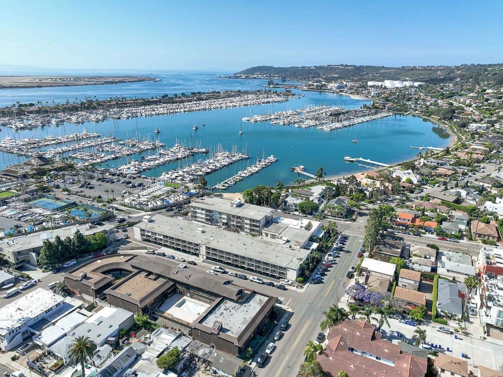 1021 Scott St - photo 13