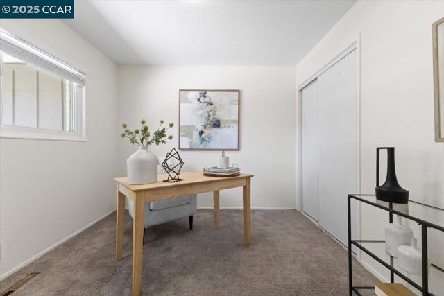 1578 Dianda Dr, Concord CA: https://media.crmls.org/mediaz/71966225-db86-43d4-a427-0ac0c33b4325.jpg