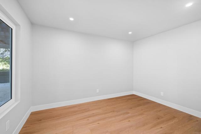 Image 46 of 57 For 10594 Rookwood Drive