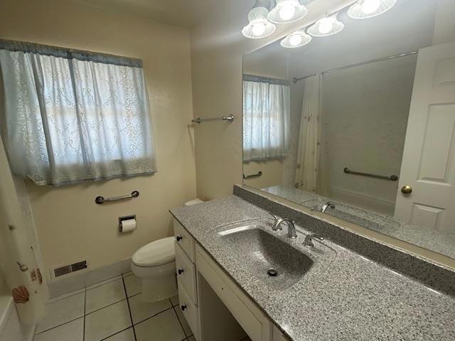 860 W Hillsdale Boulevard, San Mateo CA: https://media.crmls.org/mediaz/7198613d-2d90-4206-aeeb-1879256c6686.jpg
