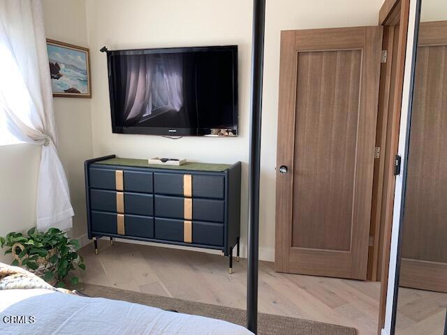 5356 Driftwood Street, Oxnard CA: https://media.crmls.org/mediaz/71989a03-fc88-48e5-9641-76dbf2d2c4e4.jpg