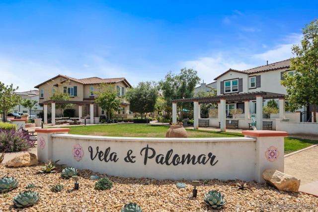 4170 Sitio Cielo, Oceanside CA: https://media.crmls.org/mediaz/7199e1b4-b2ce-4fae-900d-86d11b29da7b.jpg