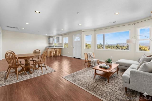 Image 19 of 31 For 1033 Via Contenta