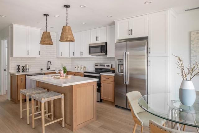 1829 Forestdale Dr, Encinitas CA: https://media.crmls.org/mediaz/719b0097-f45e-4748-a70f-39f93094bb09.jpg