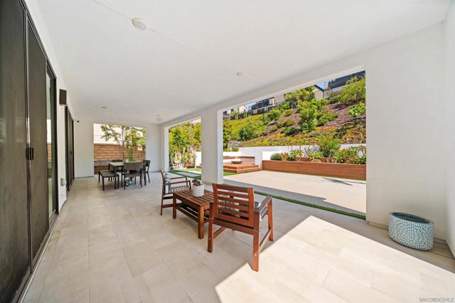 5347 Morning Sage Way, San Diego CA: https://media.crmls.org/mediaz/719ba3c9-ef6c-479d-931d-510e81afd2e7.jpg