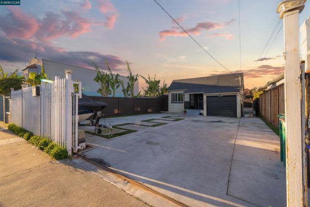 Details for 1235 96th Ave, Oakland, CA 94603