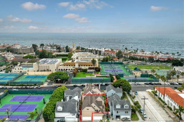 7635 Draper Avenue, La Jolla CA: https://media.crmls.org/mediaz/719d8a33-a95d-4fa2-986f-923aa0b77fb2.jpg