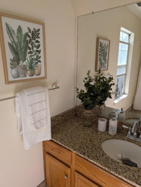 805 N San Antonio Road, Los Altos CA: https://media.crmls.org/mediaz/719dc10a-85a4-499d-832f-ac69123cd4db.jpg