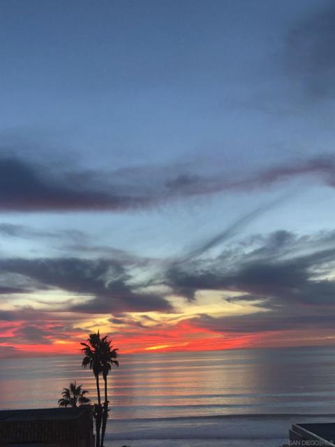 1464 Summit Ave, Cardiff by the Sea CA: https://media.crmls.org/mediaz/719f64ca-6cac-4461-9b09-a3e54d0698b9.jpg