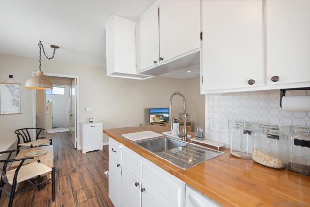 4521 Hawley Blvd, San Diego CA: https://media.crmls.org/mediaz/71a0870c-870c-4ec0-82a8-e56fc1e07830.jpg