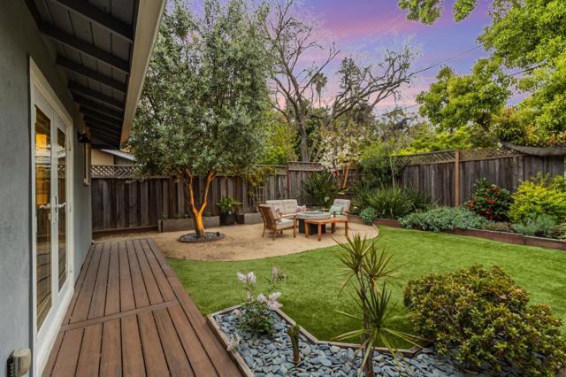 1528 Fernside Street, Redwood City CA: https://media.crmls.org/mediaz/71a0fb70-1c92-4a8d-a29e-033b80fb1a01.jpg