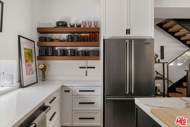 3225 Rowena Avenue, Los Angeles CA: https://media.crmls.org/mediaz/71a11150-7efc-4e61-acb2-0ca5b8d933ef.jpg