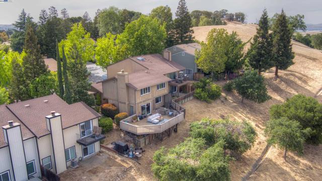 2617 Star Tree Ct., Martinez CA: https://media.crmls.org/mediaz/71a11f5e-068a-4d6b-96d6-b0a97d9ef2e4.jpg