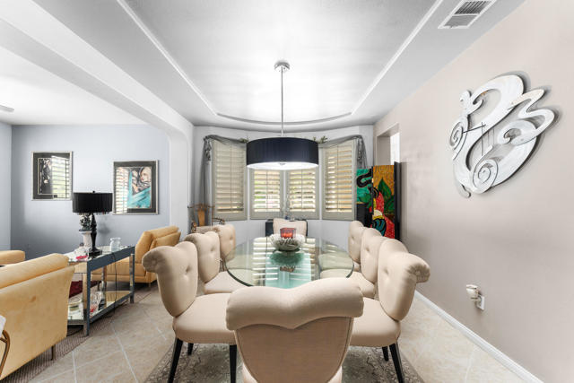 80580 Apple Court, Indio CA: https://media.crmls.org/mediaz/71a15d93-8431-47ac-8923-061b89a87aa1.jpg