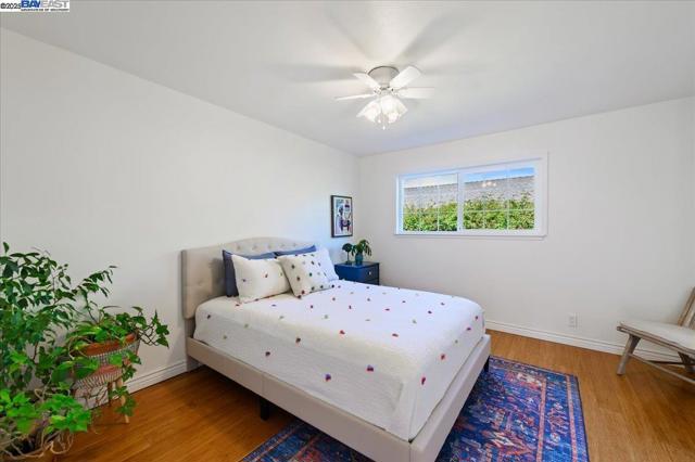 5720 San Juan Way, Pleasanton CA: https://media.crmls.org/mediaz/71a16fd3-cdef-48cb-98e9-05b26f2a74be.jpg