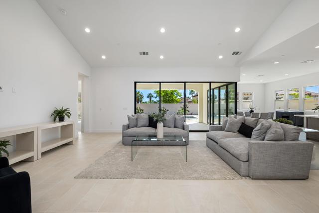 57540 Cherrywood Place, La Quinta CA: https://media.crmls.org/mediaz/71a1d110-b692-42e4-b1b0-33a200f410e8.jpg