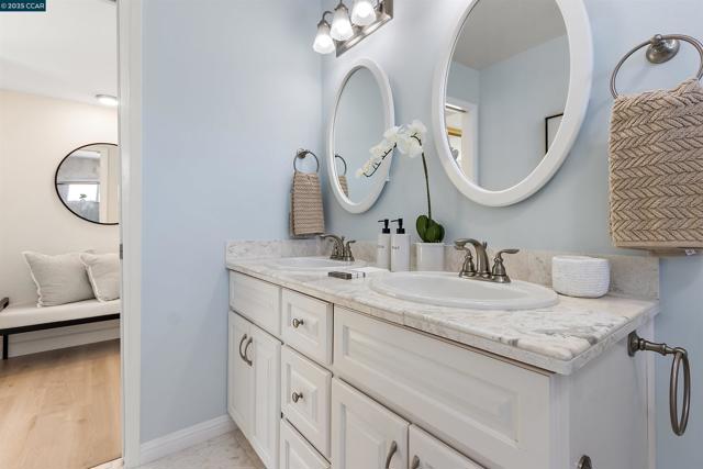 59 Shuey Dr, Moraga CA: https://media.crmls.org/mediaz/71a20aad-1bb2-41a5-9809-b5b8a7929dc6.jpg