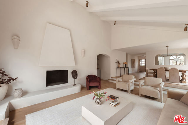 10 Village Circle, Manhattan Beach, California 90266, 3 Bedrooms Bedrooms, ,2 BathroomsBathrooms,Residential,Sold,Village,25585917 10 Village Circle, Manhattan Beach, California 90266, 3 Bedrooms Bedrooms, ,2 BathroomsBathrooms,Residential,Sold,Village,25585917