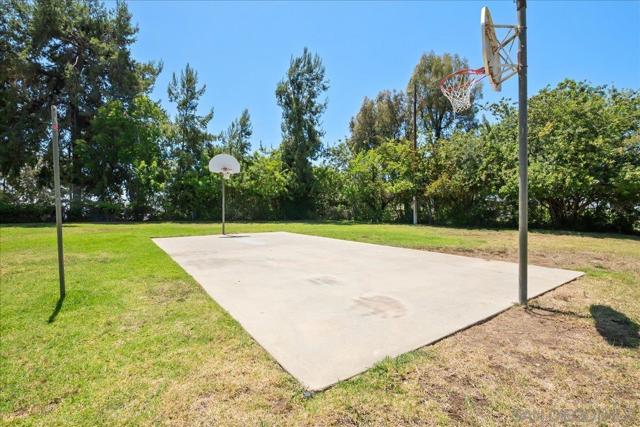 3834 Polaris Dr., La Mesa CA: https://media.crmls.org/mediaz/71a3ba97-5fc0-42ef-be4b-4092e60d8ee0.jpg